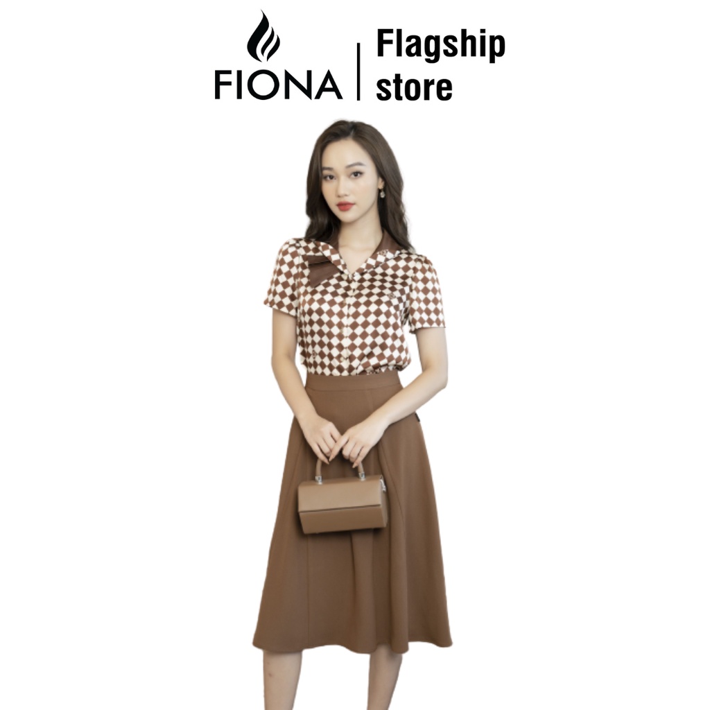 Áo Sơ Mi Nữ Fiona Dáng Suông,Tay Cộc, Cổ Cách Điệu Vắt Nơ Vải Phối Chất Vải Lụa Mềm Mịn Thoáng Mát F552241