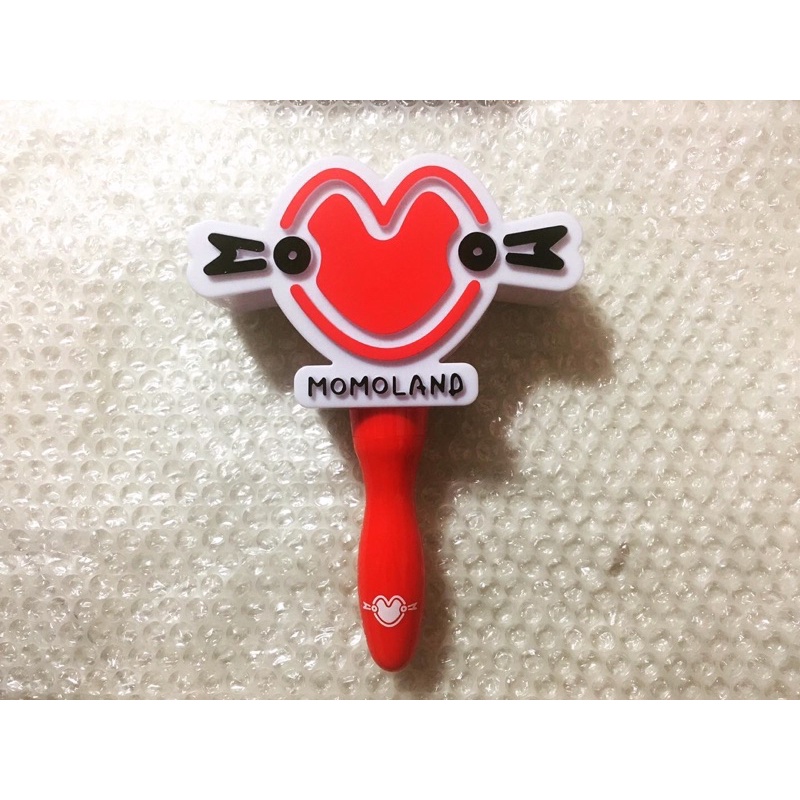 Momoland offical Lightstick đã qua sử dụng.