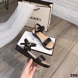 Sandal học sinh đế xuồng thấp