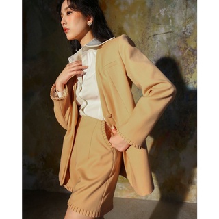 Áo blazer hai vạt màu be - Foldelazer BLAZER - Achelois