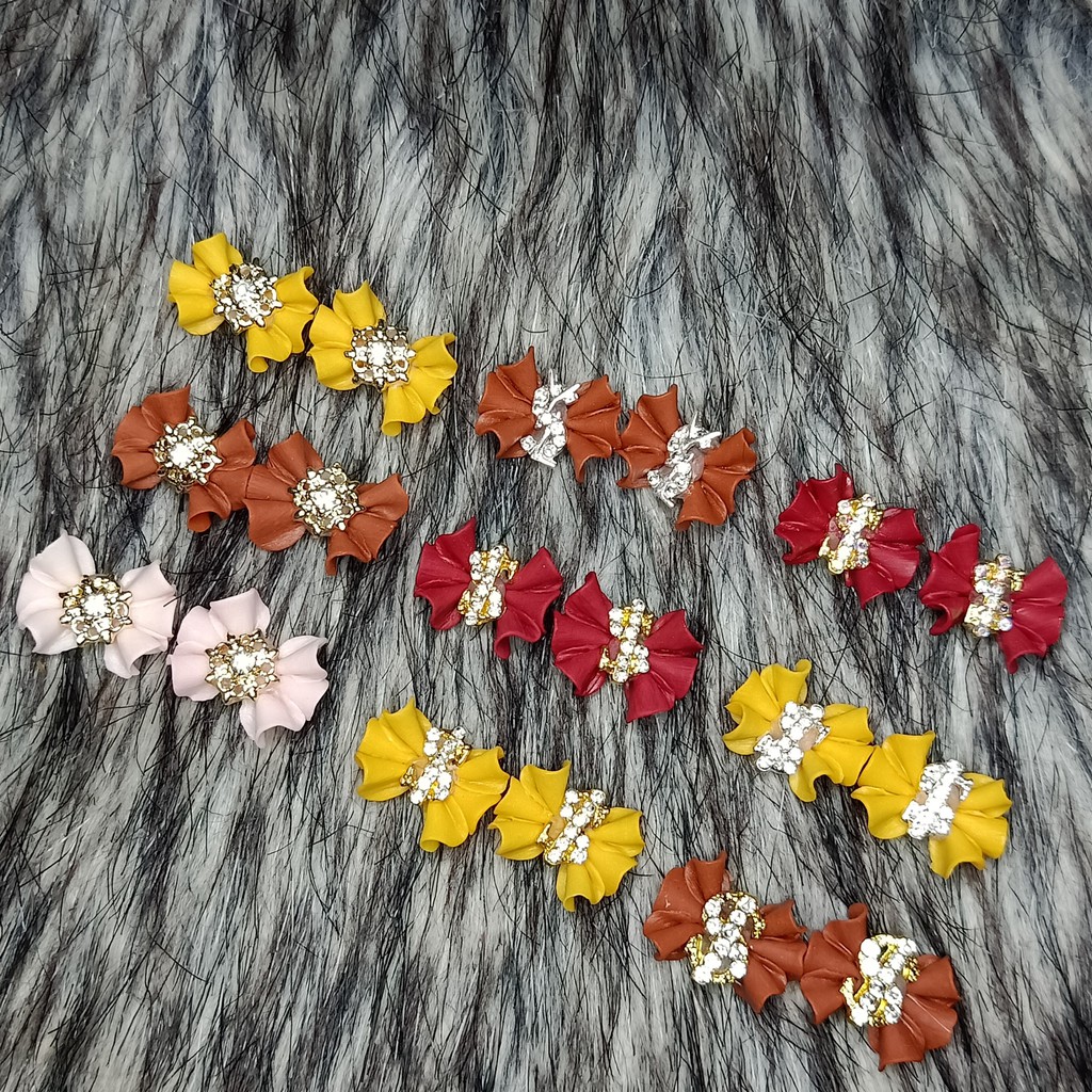 Nơ bột 5D nhụy charm cao cấp N08