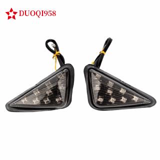 Đèn LED xi nhan hình tam giác
