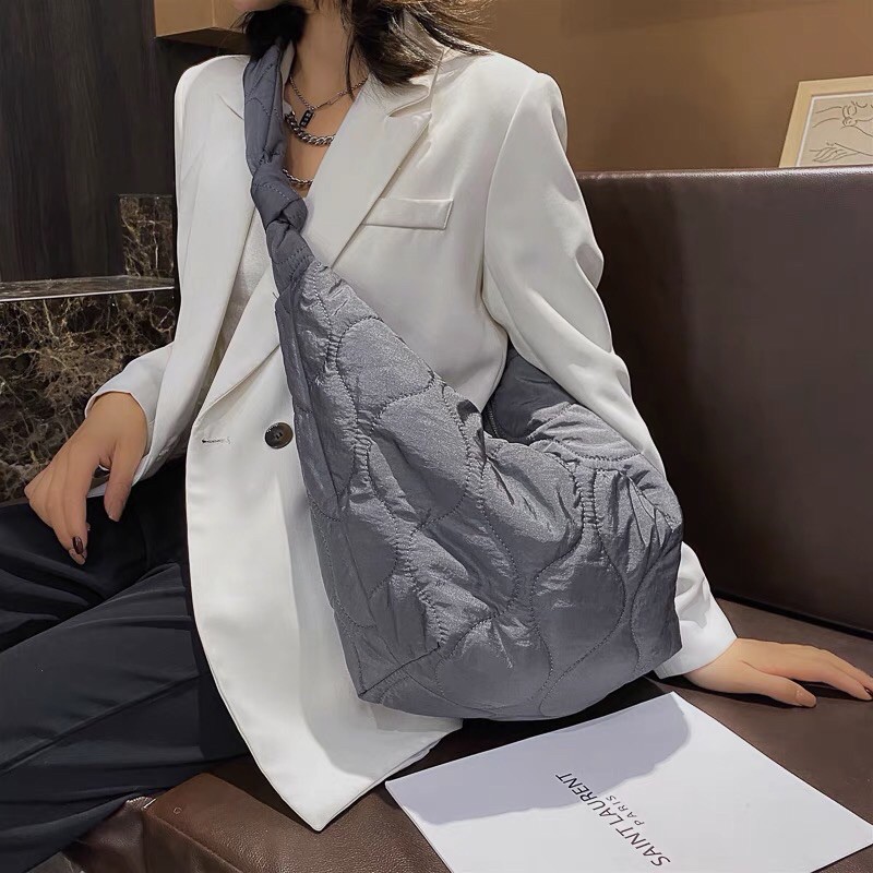 Túi đeo chéo size lớn