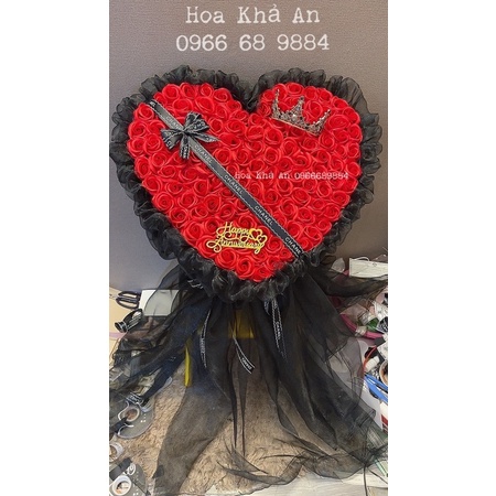 Bó hoa tim sáp 99bông mix vải voan Mỹ cao cấp. Tặng full phụ kiện y hình. Có ship Hoả tốc HN