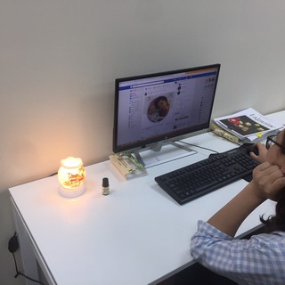 Đèn xông tinh dầu sứ Hapaku