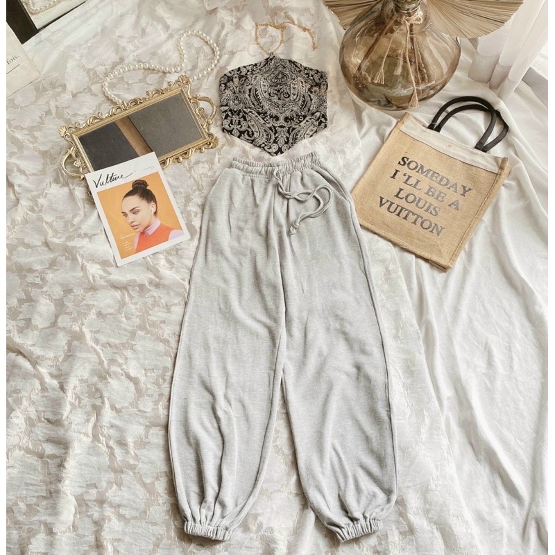 SET CROPTOP YẾM THỔ CẨM KÈM QUẦN JOGGER XÁM BO LAI