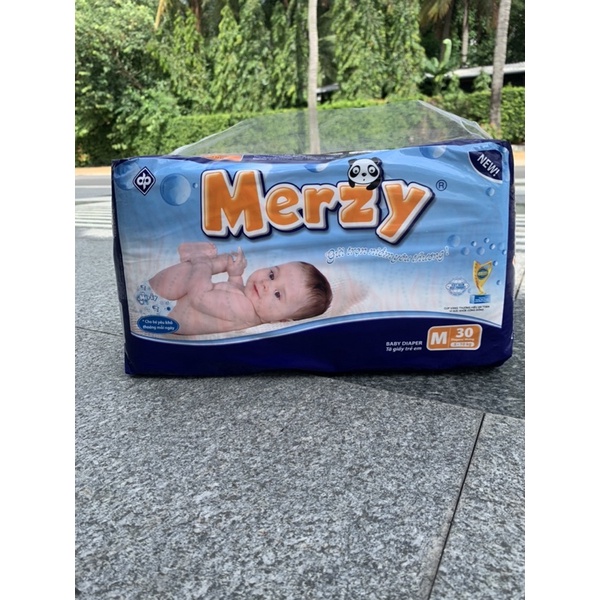 Tả dán em bé Merzy gói trung Size  siêu thấm