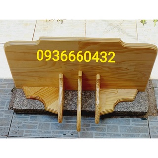 Kệ bàn thờ công giáo gỗ thông thẳng 3 chân đỡ 60x 25(cm) màu vàng nhạt để được 2 tượng 40cm