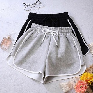Quần đùi nữ hot hot