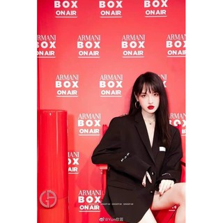 áo blazer thêu chữ
