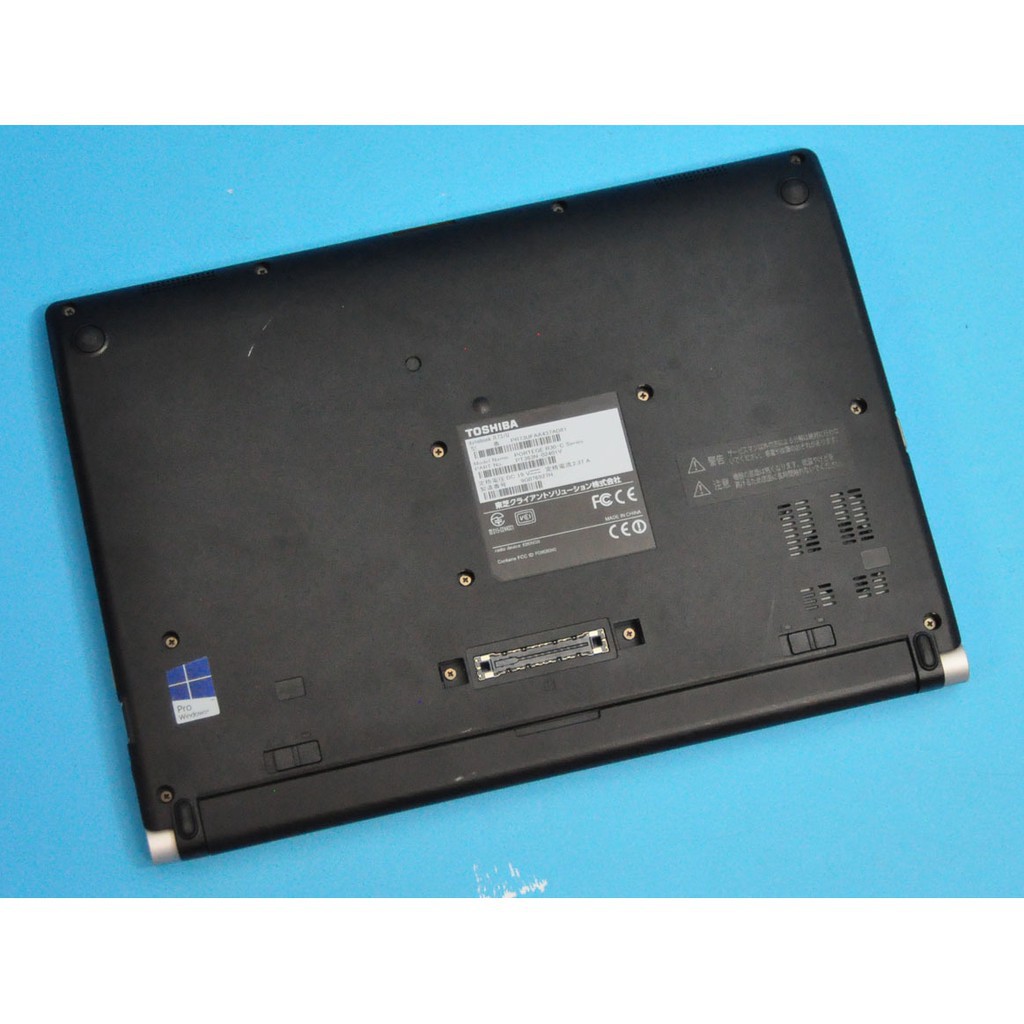 Laptop Toshiba Dynabook R73/B Core i5-6300U xung nhịp 3GHz 8GB RAM 256GB SSD + 500GB HDD likenew 98-99% siêu khỏe | BigBuy360 - bigbuy360.vn