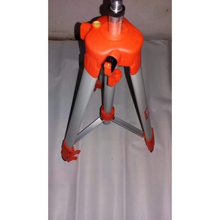 Chân máy cân mực laser: