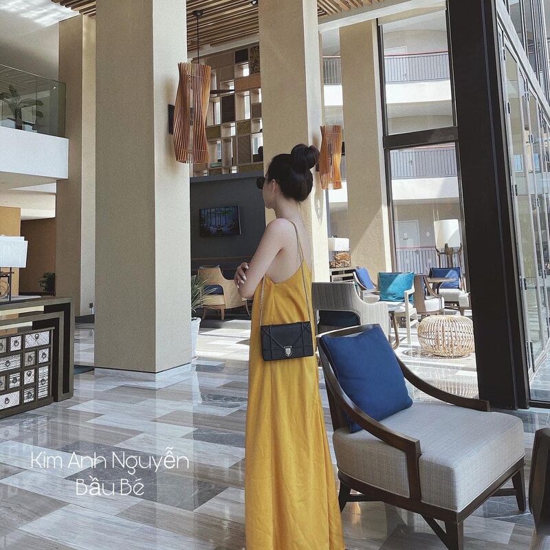 [ Mã FAMAYWA2 giảm 10K đơn 50K] Váy maxi 2 dây vàng dáng dài midi | BigBuy360 - bigbuy360.vn