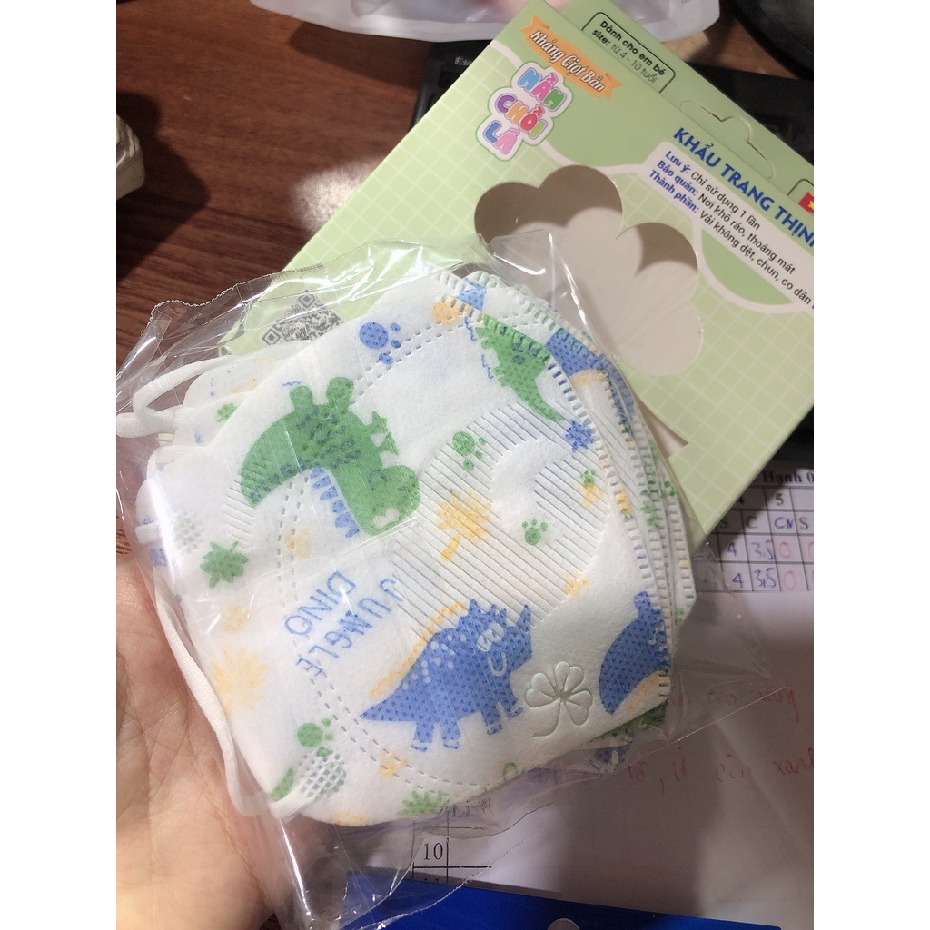 Khẩu trang mầm chồi lá hộp 10c cho bé ( thịnh phát )