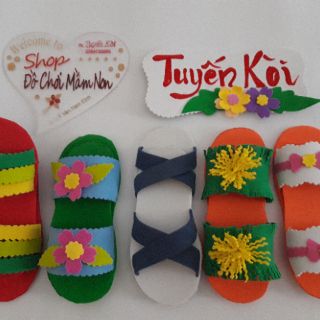 Đôi dép 14cm. Chủ đề bản thân