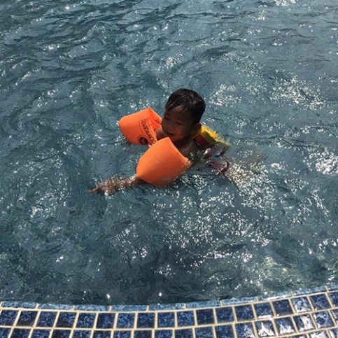 Combo phao lưng và phao tay chất lượng cao, nhựa PVC cao cấp