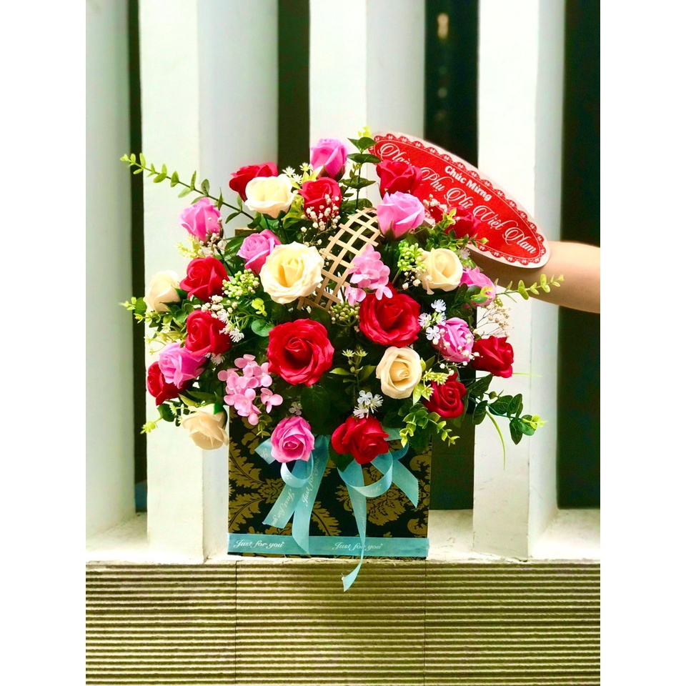 Lẵng hoa sáp thơm chúc mừng sinh nhật, ngày 22/12, 20/10,20/11, 8/3 khai trương, kỷ niệm, tri ân... shop hoa Gà handmade