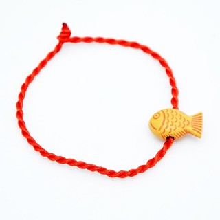 Vòng Chỉ Đỏ
