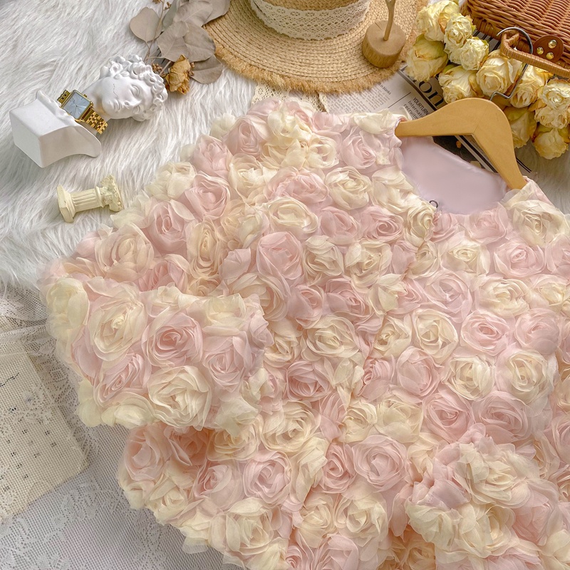 Áo hoa thanh lịch, sang chảnh