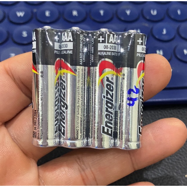 4 Viên Pin AA Và AAA Energizer 1.5V