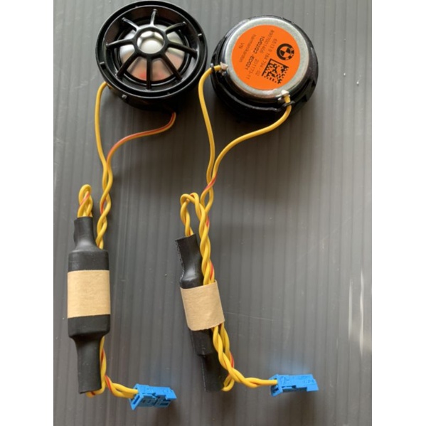 1 bộ=2 loa cánh JBL 605CSQ màng các bon kèm 2 phân tần và 2 loa treble.cao cấp chính hãng.cho hệ thống âm thanh ô tô