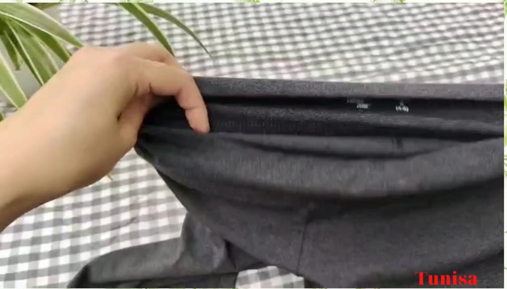 Quần legging ngố nữ ôm đùi nâng mông cạp cao Tunisa, quần thun lỡ leging bầu bigsize đen ghi cotton mềm mịn hàng xuất dư | BigBuy360 - bigbuy360.vn