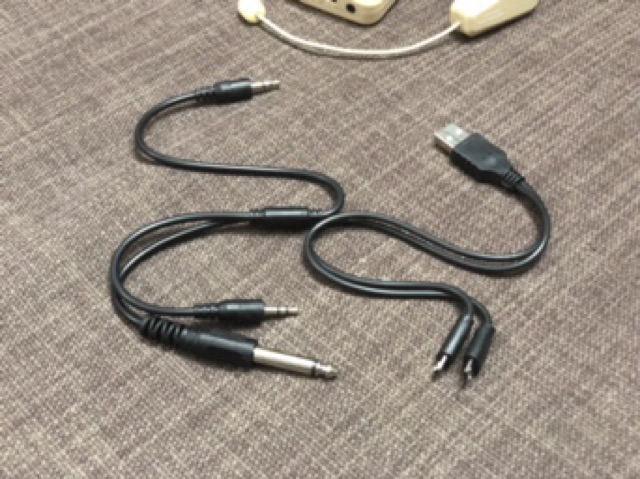 Mic Không Dây AUDIOSING WM03 Màu Da Người Hạt Gạo