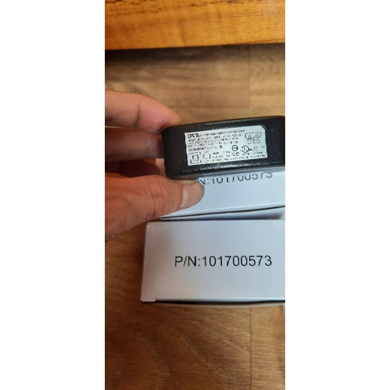 Nguồn 12V DVE và Huntkey loại xịn hàng theo camera EZVIZ bảo hành 12 tháng