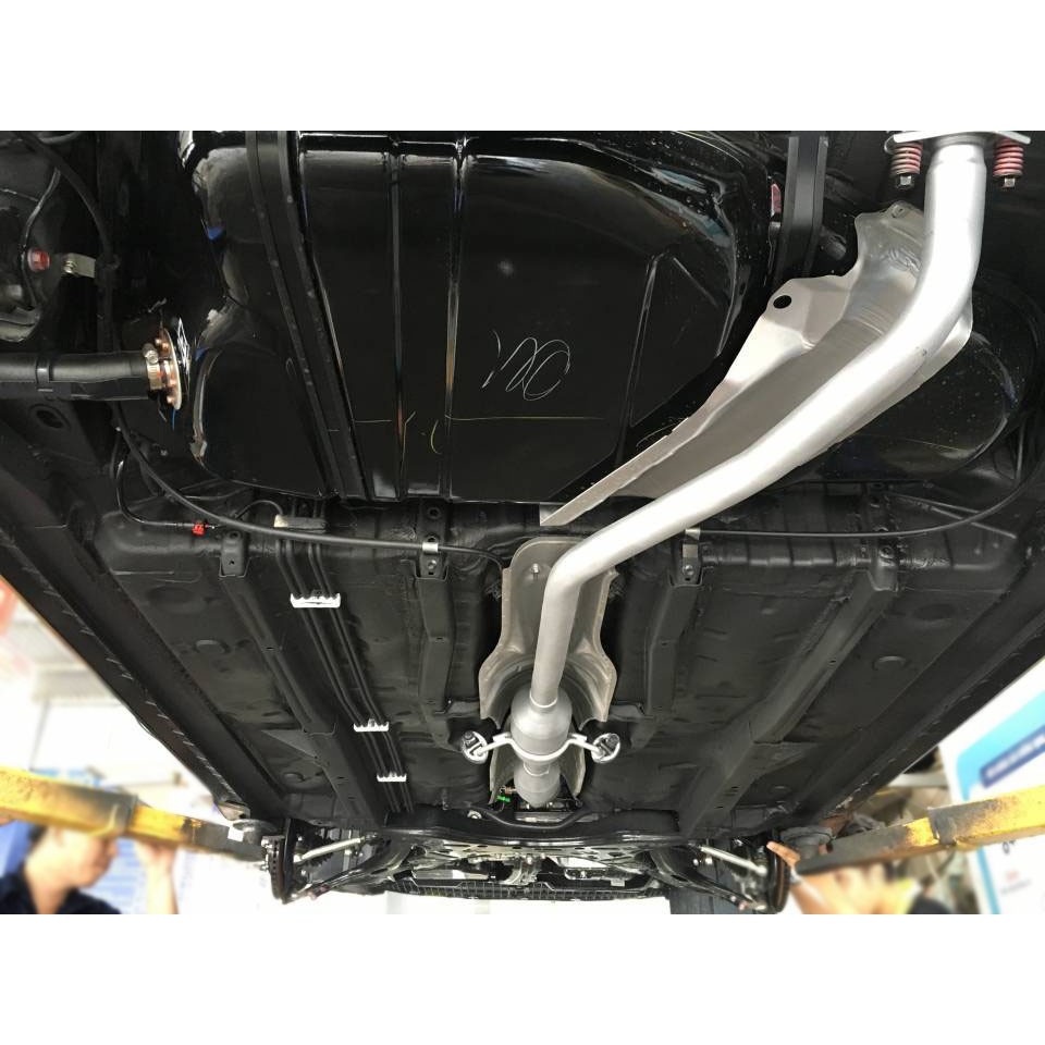 Sơn xịt chống rỉ bảo vệ gầm xe UnderCoat