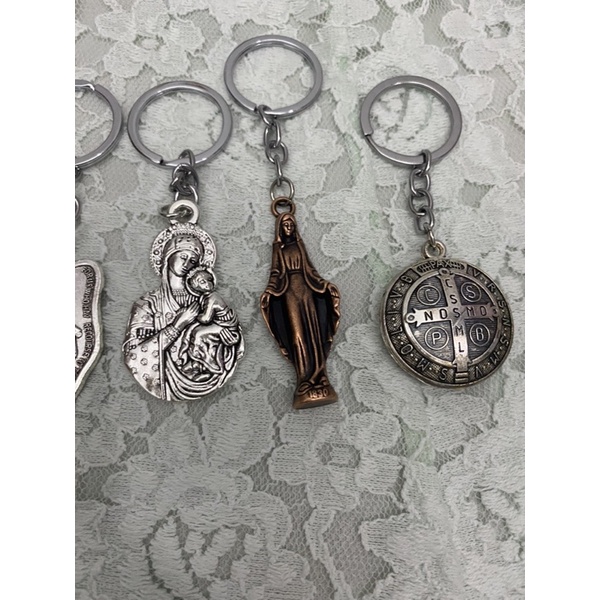 Móc khoá công giáo