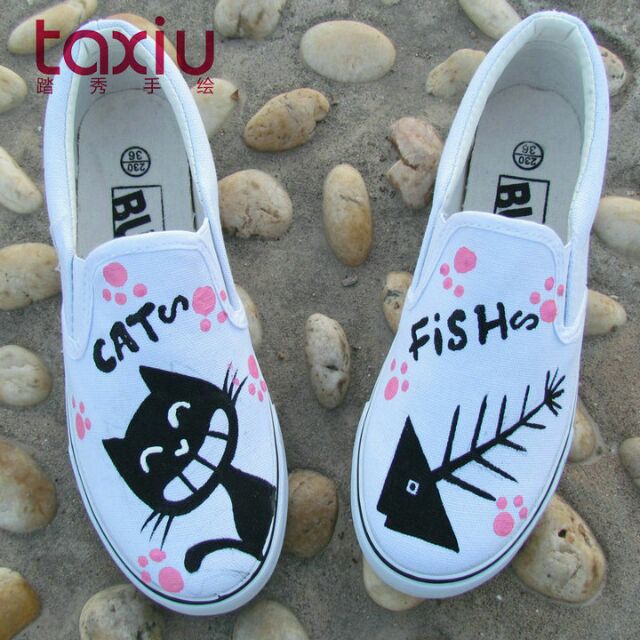 Giày vẽ tay đáng yêu ( các mẫu sắc trắng) | BigBuy360 - bigbuy360.vn