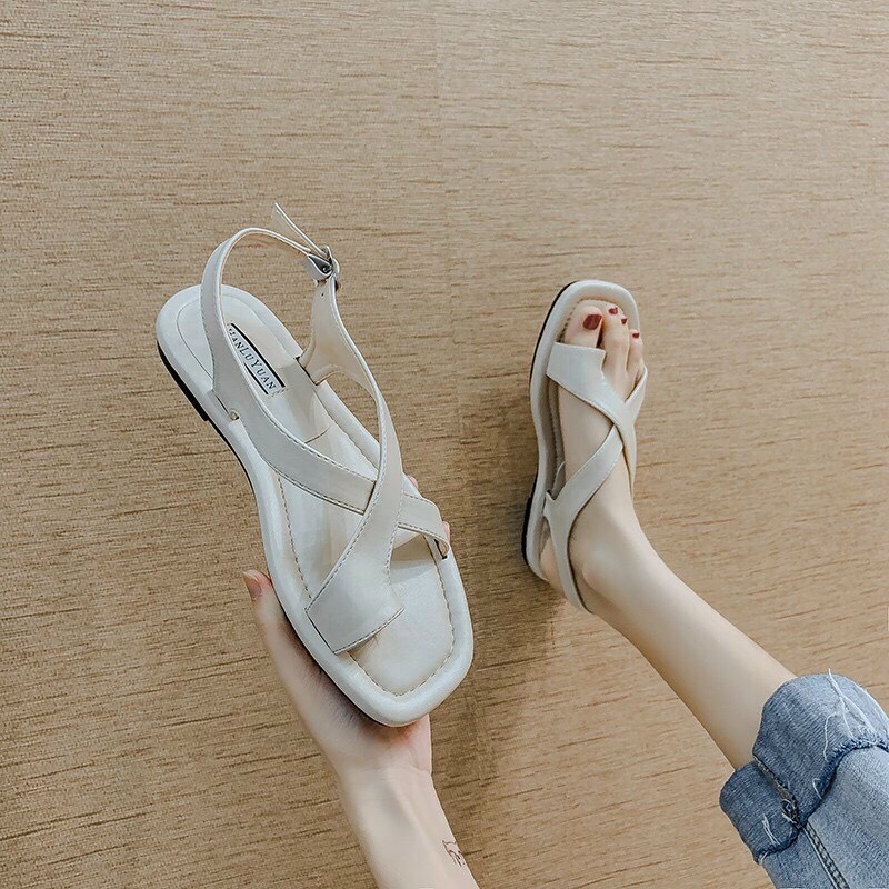 Sandal xỏ ngón thời trang nữ