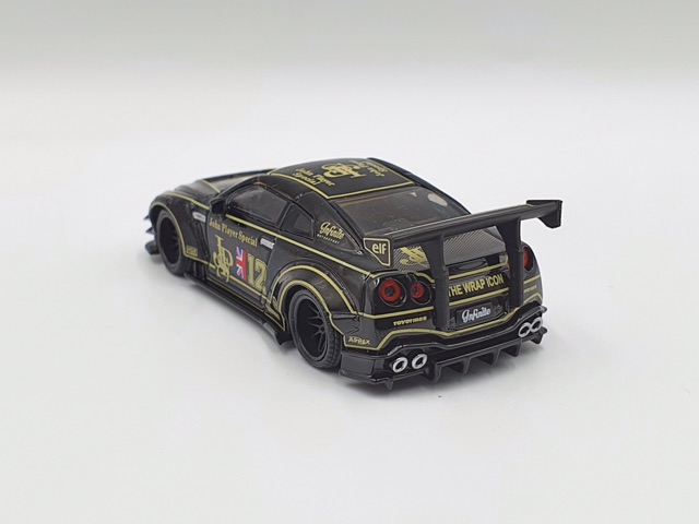 Xe Mô Hình LB*Works Nissan GT-R - JPS 1:64 MiniGT ( Đen )