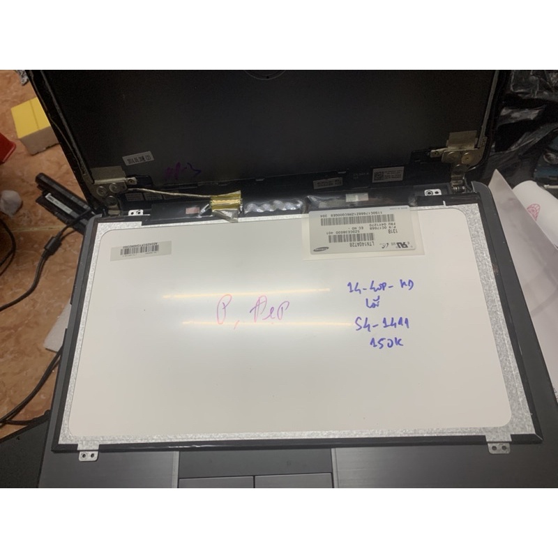 s4-1411 màn laptop 14 led slim 40pin bể nhẹ vẫn lên hình giá chữa cháy, ko bảo hành.