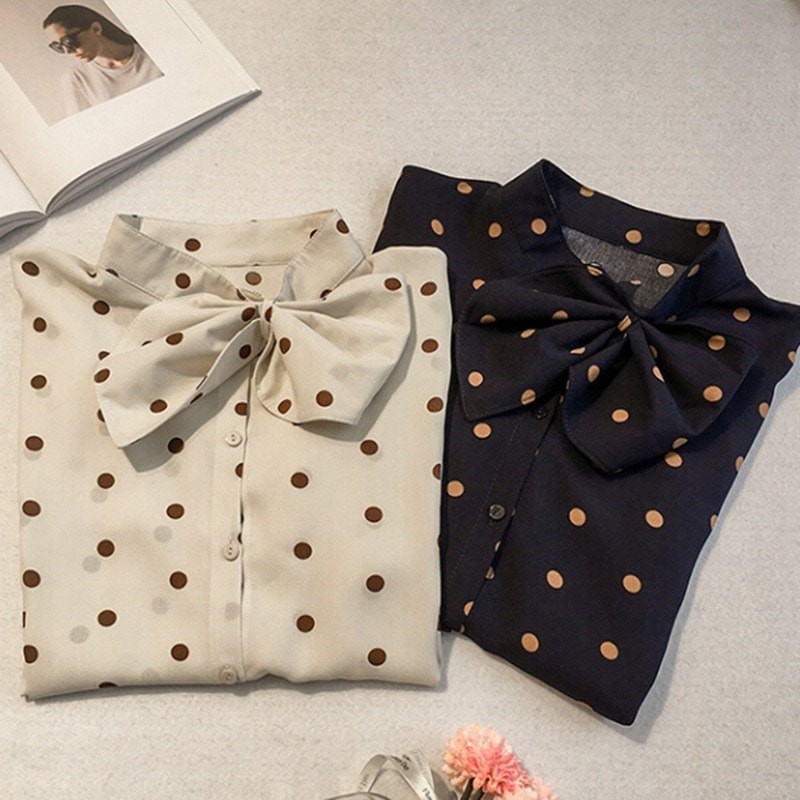 Áo sơ mi chấm bi