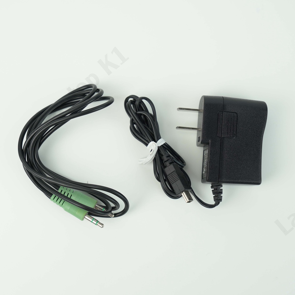 Loa Bluetooth Microlab MD-312 giá rẻ, pin tháo rời thay thế dễ dàng