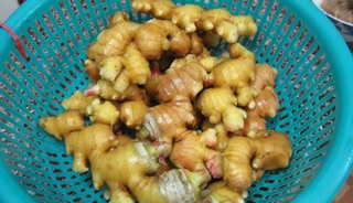Mứt gừng Huế( làm bằng thủ công)