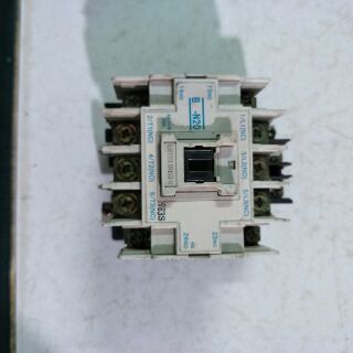 Khởi động từ MITSUBISHI 25A