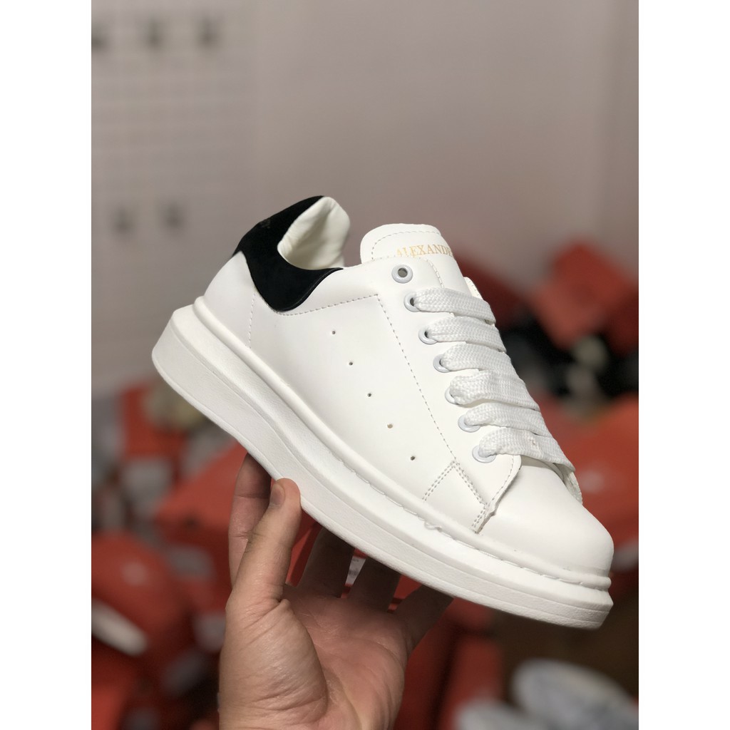 Full box kèm bill Giày thể thao nam và nữ MCQen trắng gót đen bản dây to - Dây to full size 35 đến 43