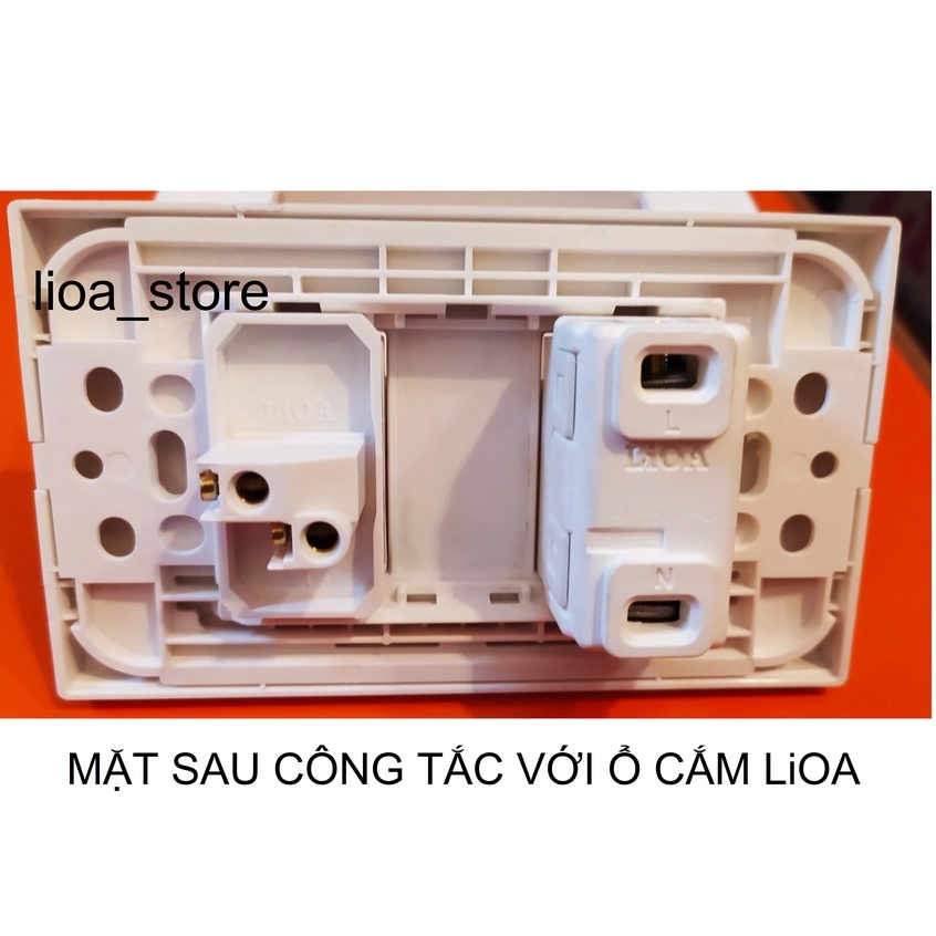 Ô CẮM ĐƠN 2 CHẤU VÀ CÔNG TẮC 1 CHIỀU LiOA VỚI MẶT MODULE CONCEPT.