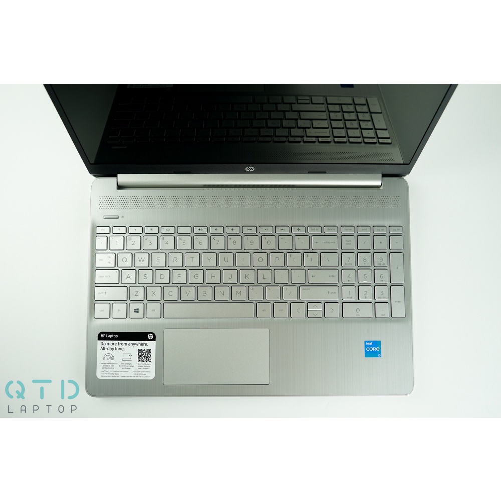 Laptop HP 15-DY2091WM Core i3-1115G4/ 8GB/ 256GB SSD/ 15.6"HD / Windows 10