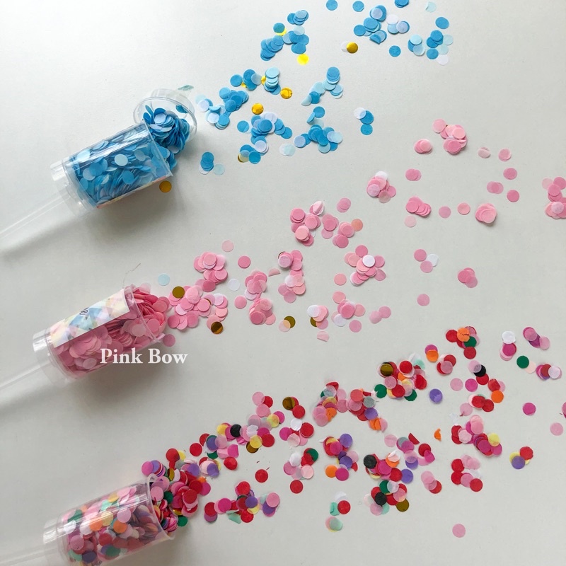 Confetti/Dụng cụ thổi hoa giấy đủ màu sắc tạo sự bất ngờ trong những buổi tiệc sinh nhật