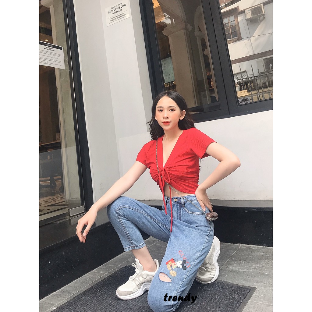 Áo croptop ôm nhún eo