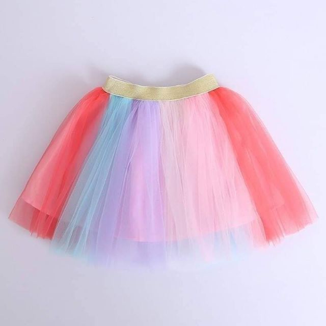 Pony áo váy sắc màu rất dễ thương cho bé gái