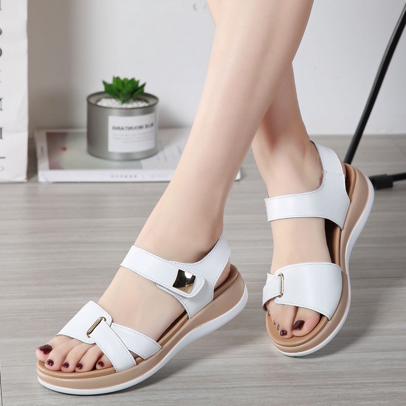 Xăng đan Đế Thấp Hở Ngón Bằng Da Có Khóa Cài Size 35-40 Cho Nữ