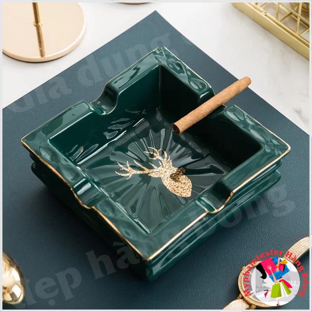 Gạt tàn ngọc lục bảo nai vàng
