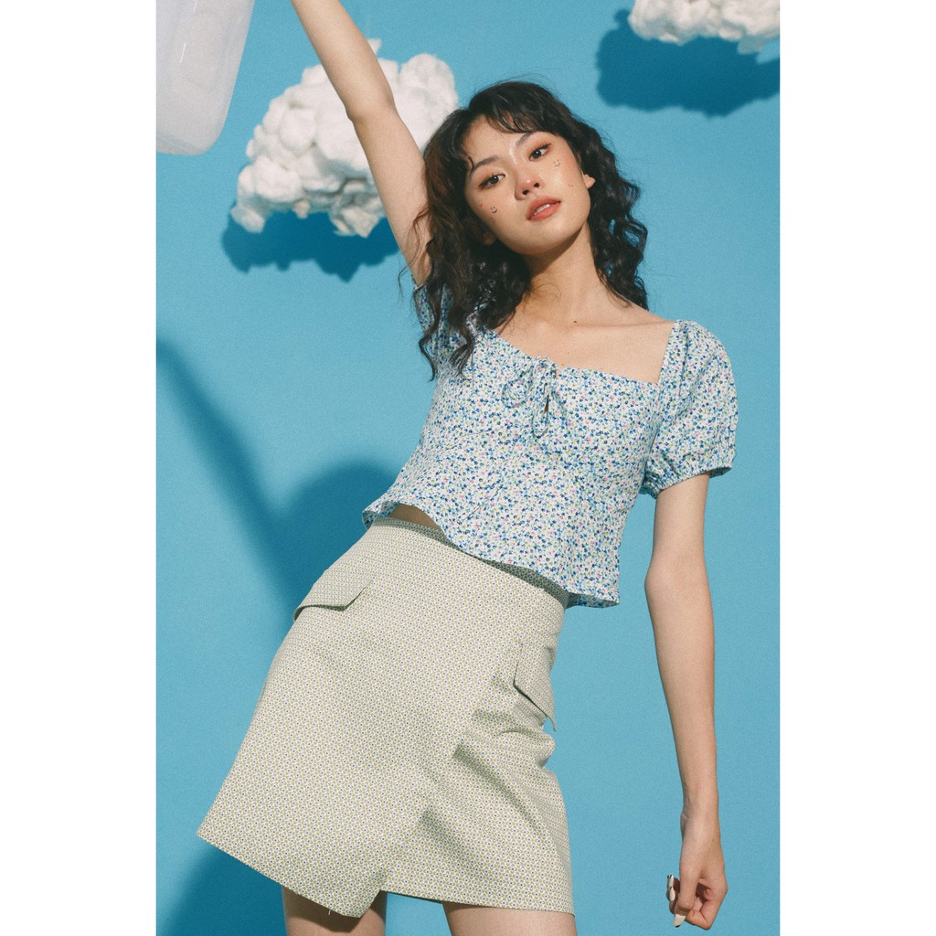 Áo kiểu cổ vuông tay phồng ngắn tay thời trang GAGO floral shorts sleeve top màu xanh dương GA3381
