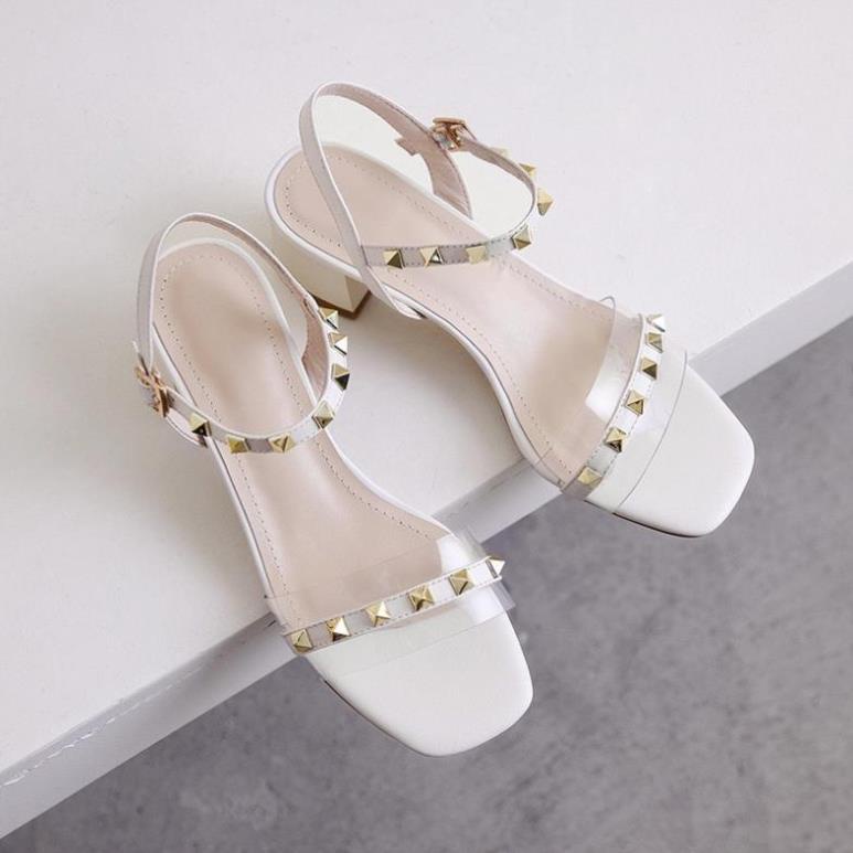 Chính hãng- Giày Sandal Cao Gót đế vuông , dây đinh tán , mũi vuông sang chảnh mã T2 CC