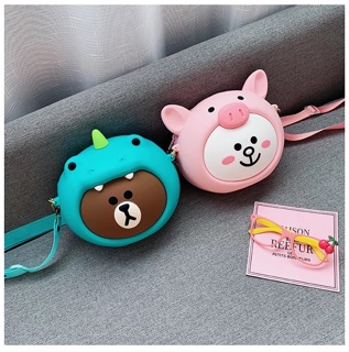 Túi đeo chéo silicon gấu brown