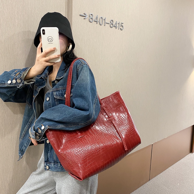 Túi xách da nữ đeo vai vân cá sấu cao cấp đi học đi chơi đi làm, túi tote da size to tiện dụng - 21JUN STORE